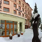 Hotel Grand Matej 3*