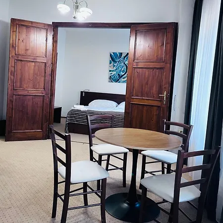 Hotel & Grand Matej 3*