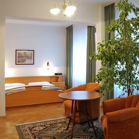 Hotel&penzión Grand Matej Banská Štiavnica