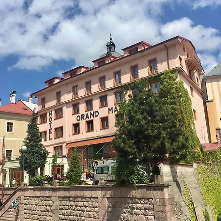 & Grand Matej Отель