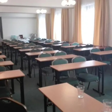 Hotel & Grand Matej 3*