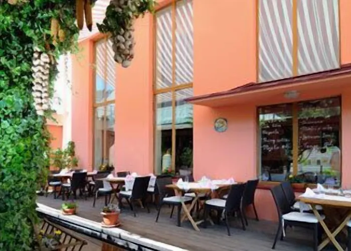 Hotel Grand Matej 3*